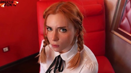 Катенька пришла к преподавателю сдавать экзамен на дому, а тот наказал за прогулы